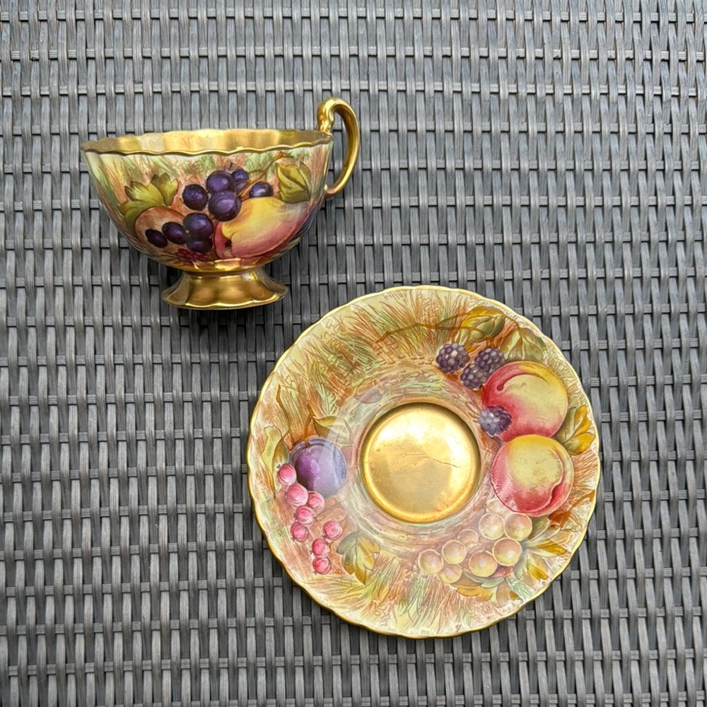 Fruit Design Gold Teacup and Saucer Set